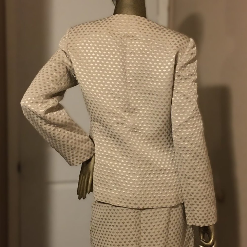 RICKIE FREEMAN for TERI JON Silk & Wool Cocktail Skirt Suit ✨ NEIMAN MARCUS - Picture 11 of 16